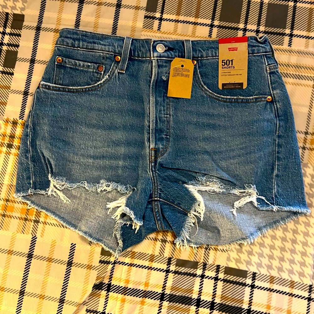 Levi’s 501 high rise short.